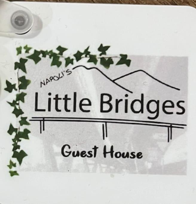 Napoli'S Little Bridges Guest House Exteriör bild